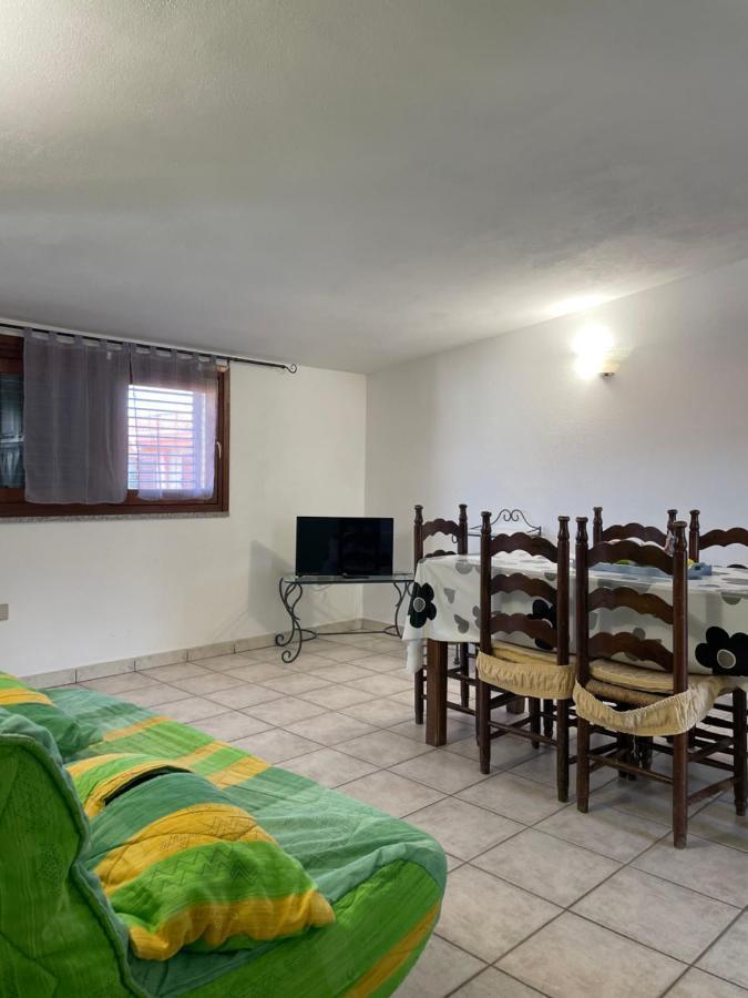 Apartamento La Casa Di Tonia La Caletta Exterior foto